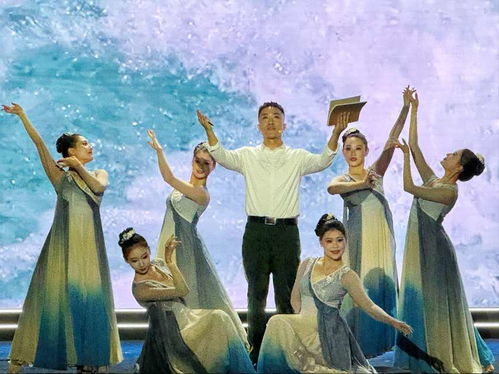 以青春筆墨書寫長江新故事——湖北文學之夜活力綻放文藝創(chuàng)作新風